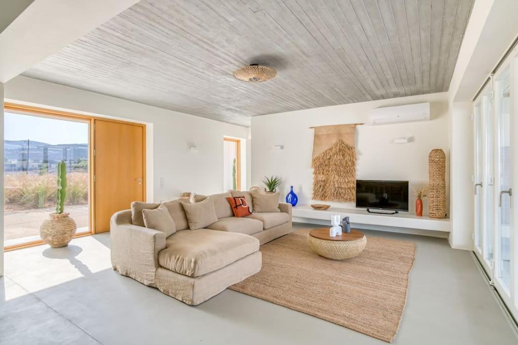 Isterni  Villa Lampsi - Spacious & Modern מראה חיצוני תמונה