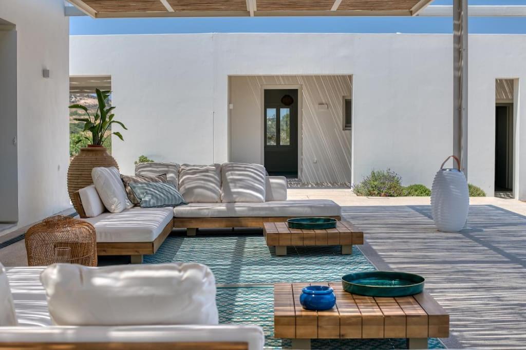 Isterni  Villa Lampsi - Spacious & Modern מראה חיצוני תמונה