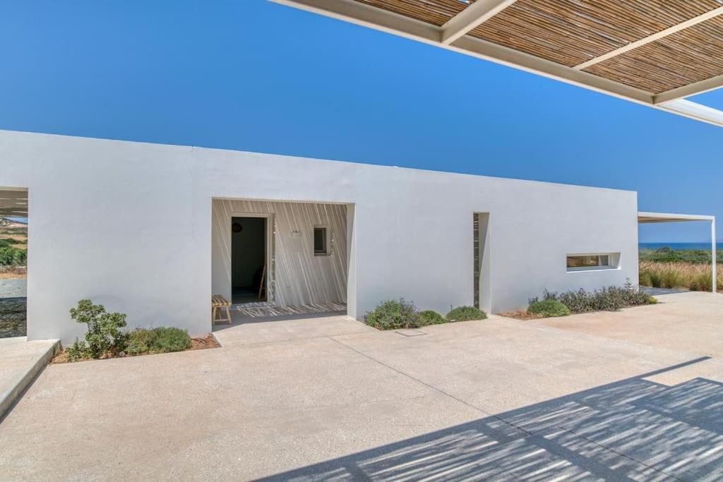 Isterni  Villa Lampsi - Spacious & Modern מראה חיצוני תמונה